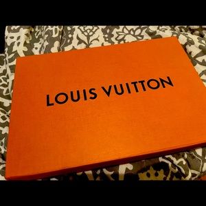 Louie Vuitton box